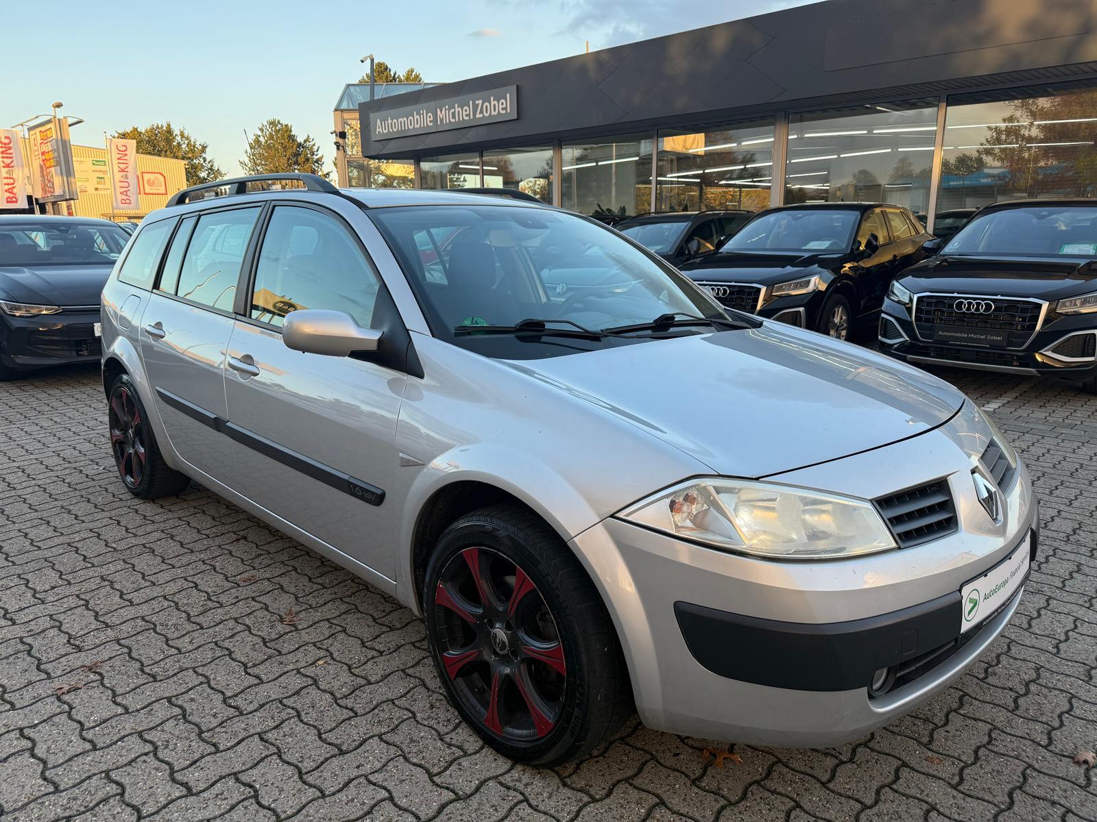 Renault Megane 2005 — rear view