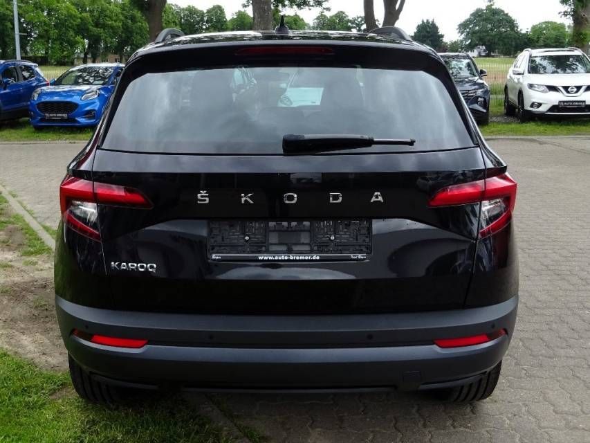 Fahrzeugabbildung SKODA Karoq 2.0 TDI Automatik  Ambition