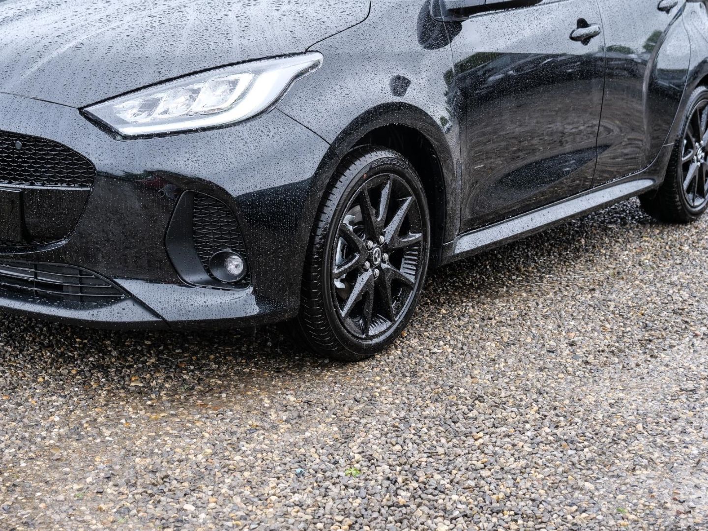 Mazda 2 Hybrid 2026 Homura 1.5L VVT-i 116 PS e-CVT FWD imagem 3