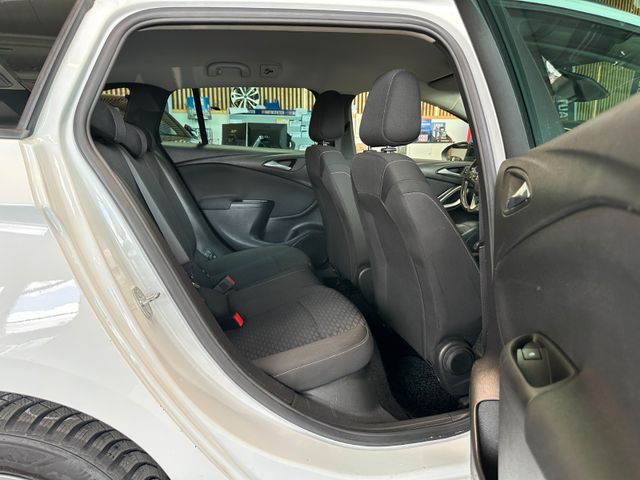 MYAUTOCENTER – Gebraucht- und Jahreswagen mit Werkstattservice in Pfaffenhofen Opel Astra *LED*TEMPO*ISOFIX*KLIMA*19%MWST*