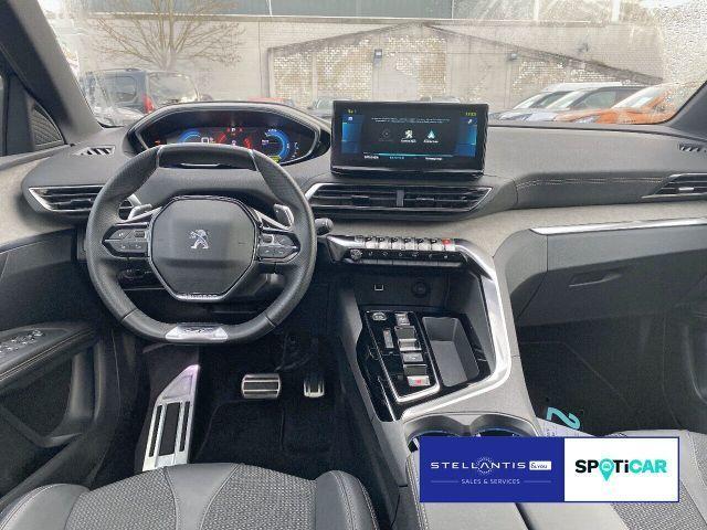 Peugeot 3008 GT Hybrid4 300 EAT8 Glasdach Sitzheiz CarPl