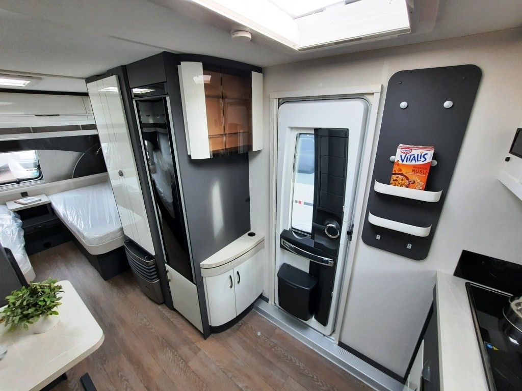 Fahrzeugabbildung Hobby Excellent 460 SL Verfüg./Sparen Sie 4.943,- €