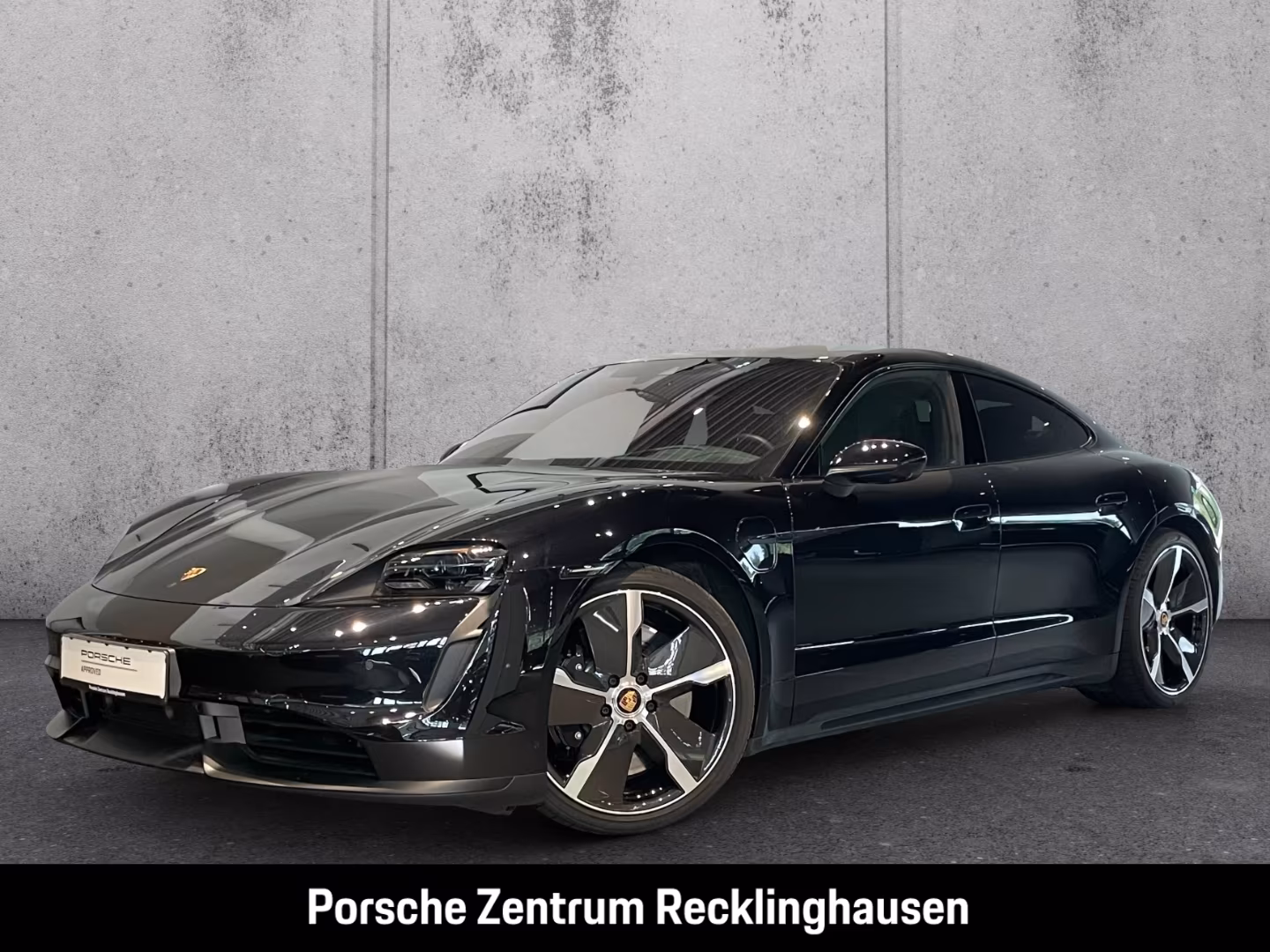 Porsche Taycan Turbo Burmester Nachtsicht Head-Up PDCC