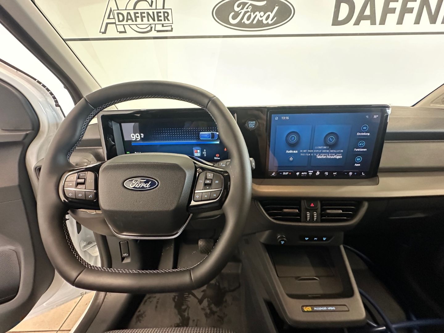 Fahrzeugabbildung Ford Transit Courier BEV Trend Klimaautom DAB LenkHZG