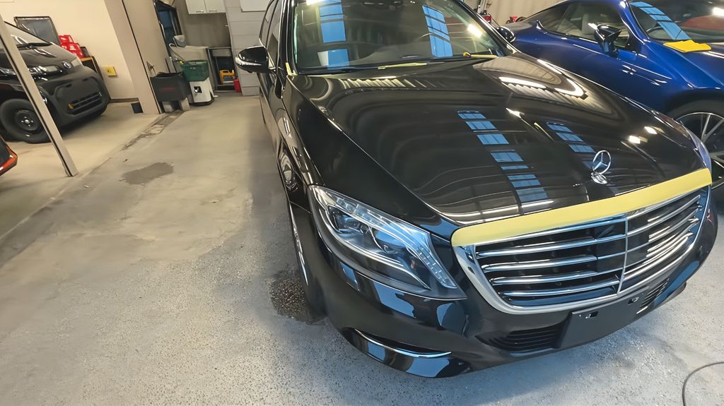 Image of Mercedes-Benz S 550