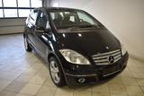 Mercedes-Benz A 200 A-Klasse  Avantgarde PDC SHZ - Mercedes-Benz A 200: Avantgarde