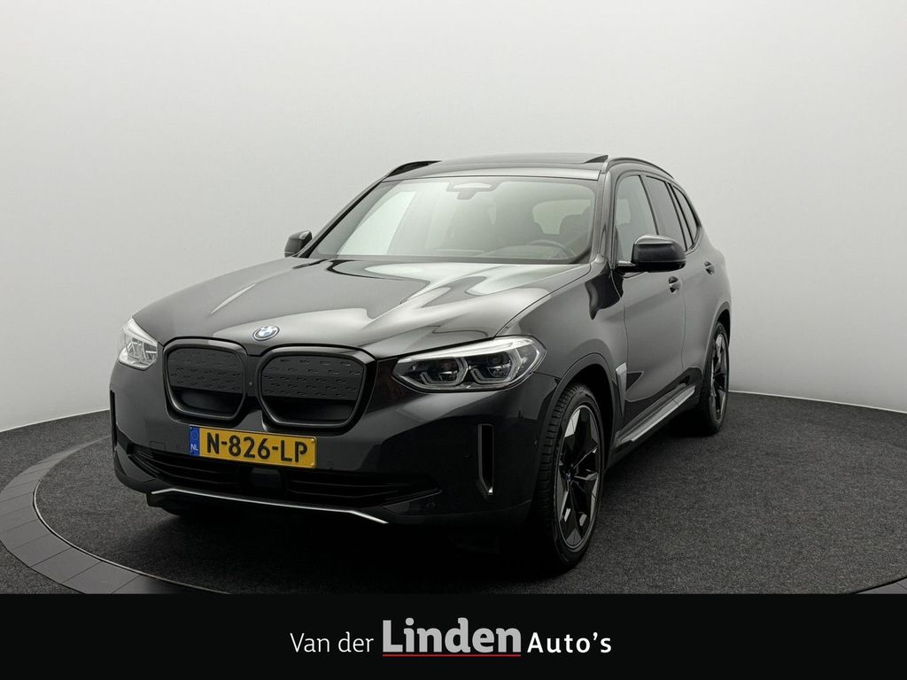 Image of BMW iX3
