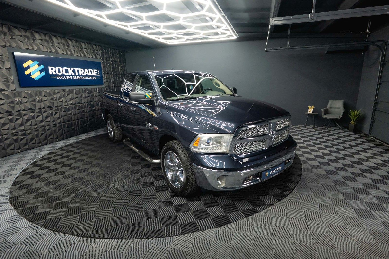 Fahrzeugabbildung Dodge RAM 5.7 V8 HEMI LPG PRINS | LONGBED | 20 Zoll