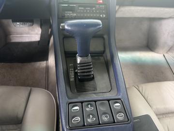 1993 Porsche 928 缩略图 11