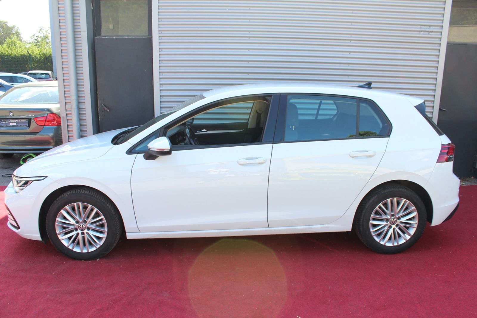 Volkswagen GOLF VIII 1.5 TSI LIFE KLIMA APPLE CarPlay PDC imagem 2