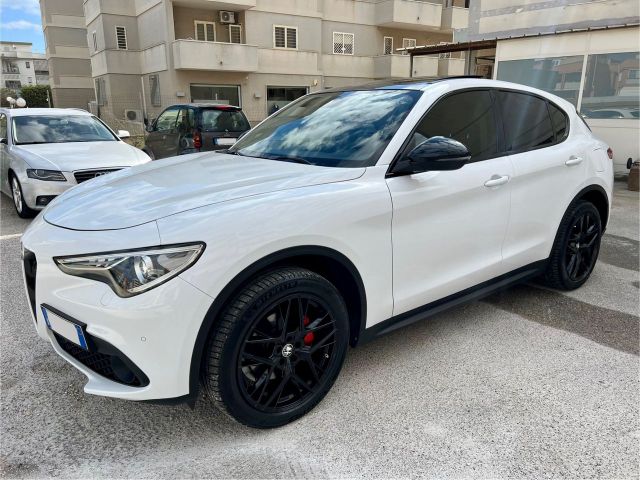 Alfa Romeo Stelvio 2.2 Turbodiesel 180 CV AT8 Q4