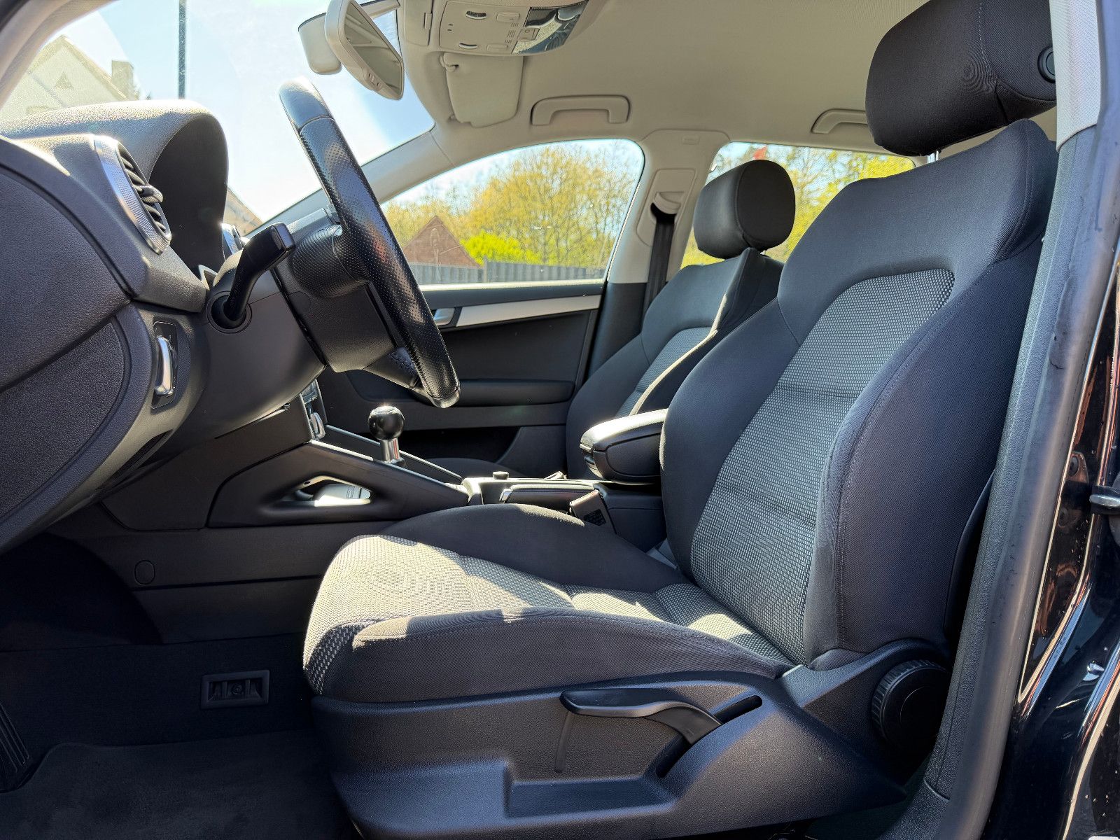 AUDI A3 Sportback 1.4 TFSI KLIMAA/Bi-XENON – Foto 10