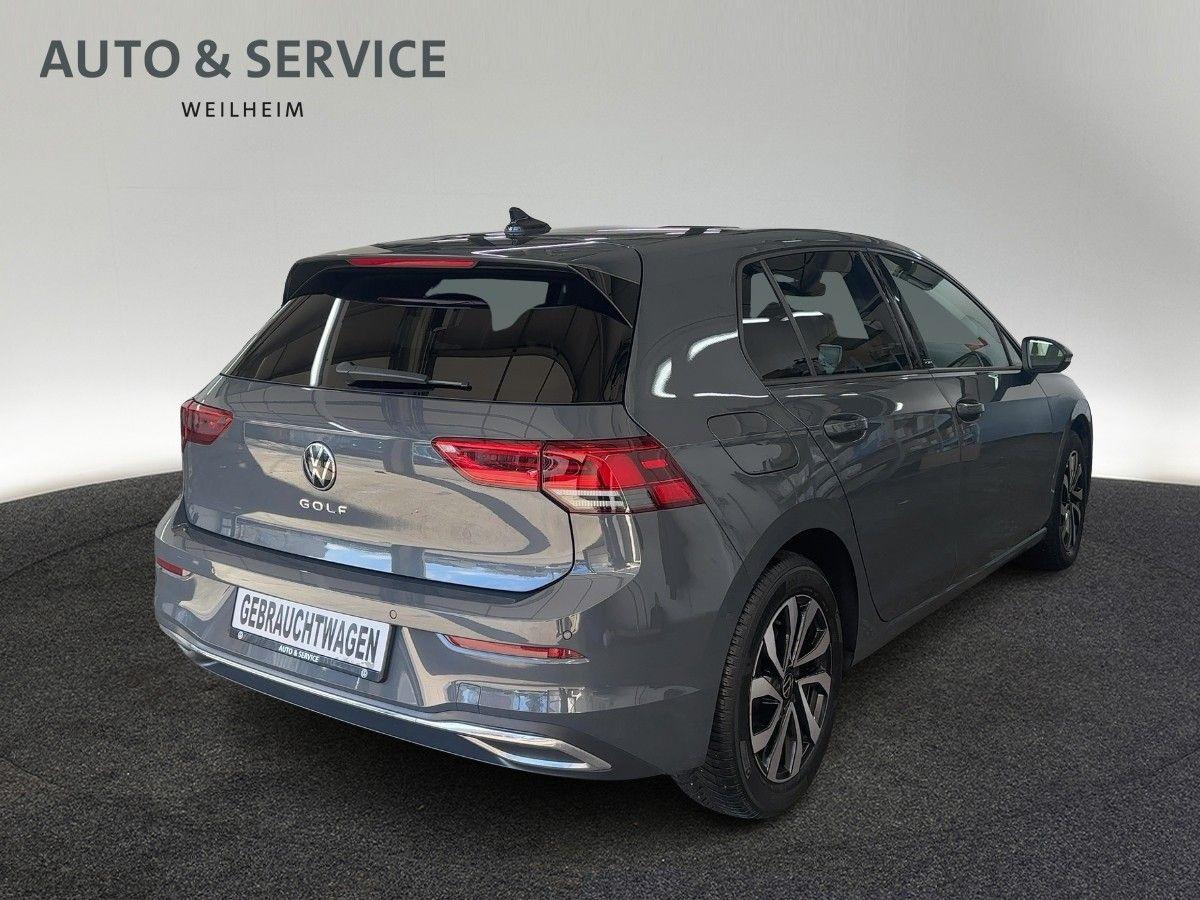 Volkswagen Golf VIII 1.5 TSI Life Active*NAVI*STHZ*ACC*CAM*