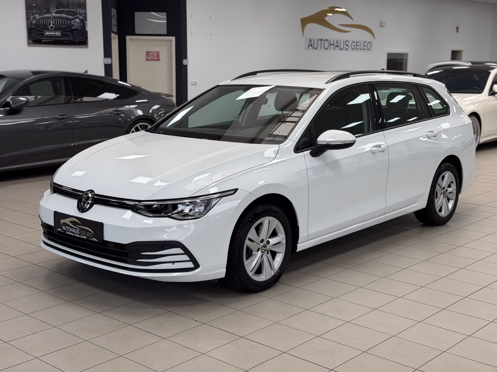 Volkswagen Golf VIII Variant Life