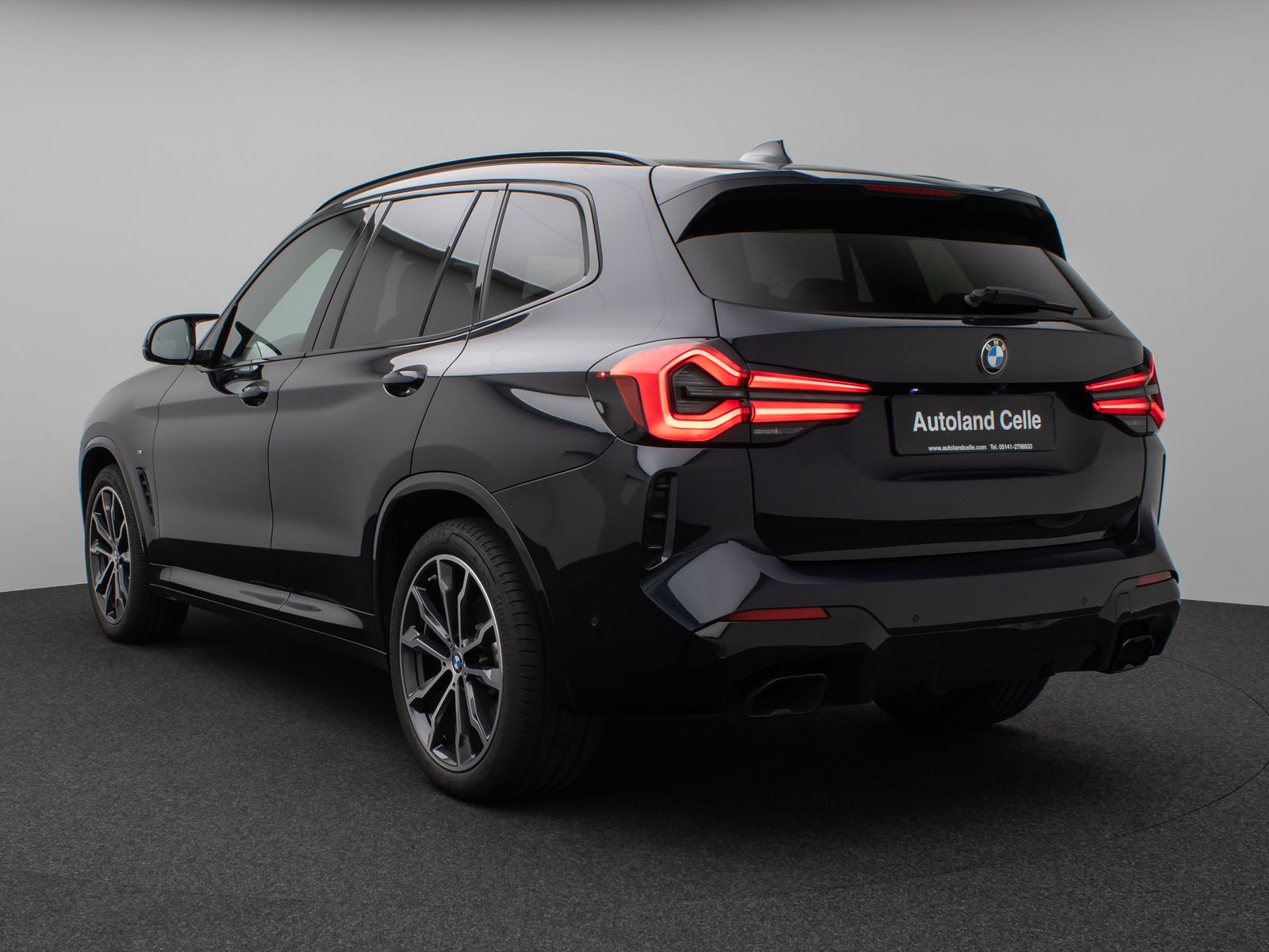 Fahrzeugabbildung BMW X3 M40d Panorama Laser 360°HUD DAB H/K 20Zoll