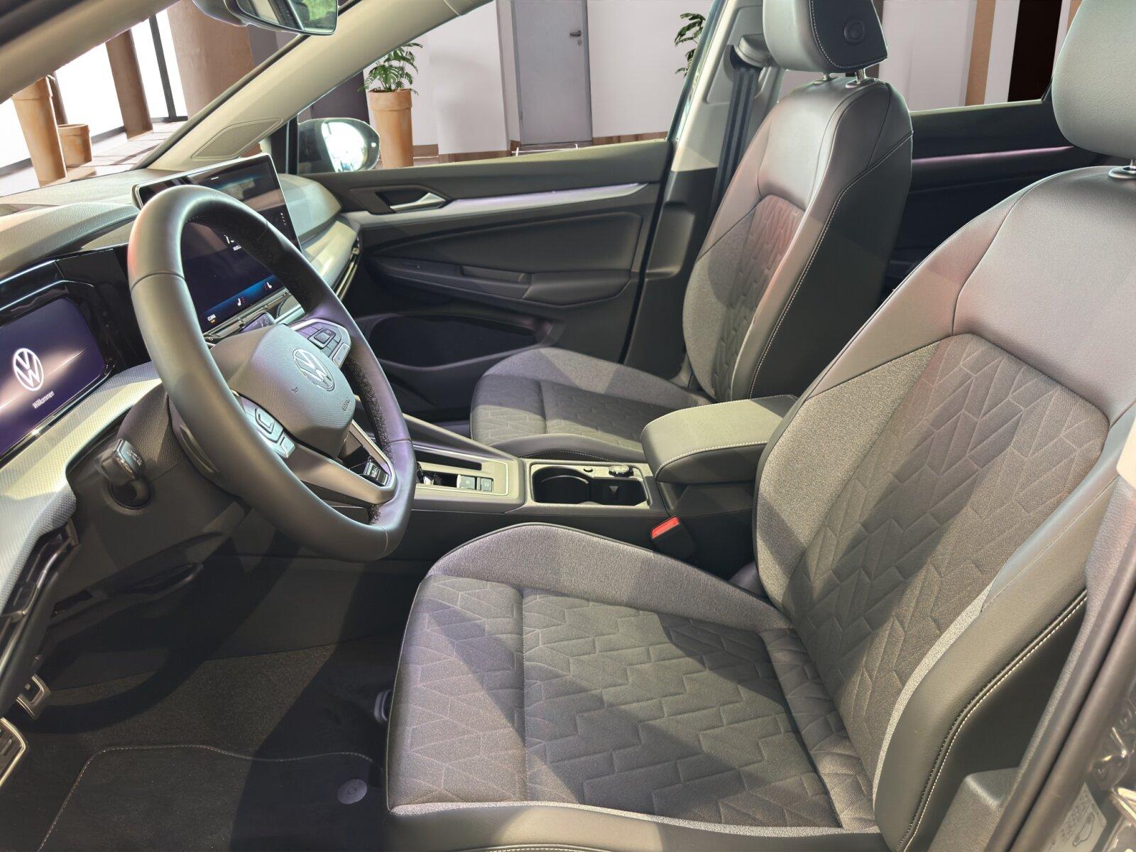 Volkswagen Golf VIII 1.5 eTSI DSG Goal GJR ACC AHK Pano, миниатюра 10