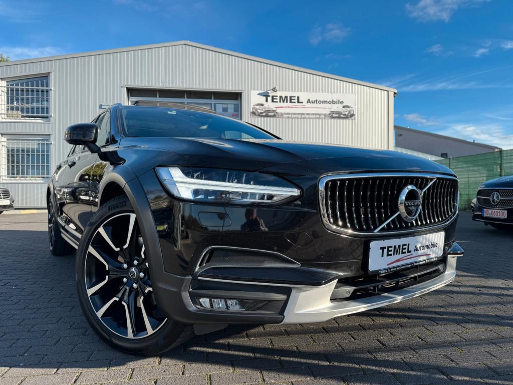 Volvo V90 Cross Country