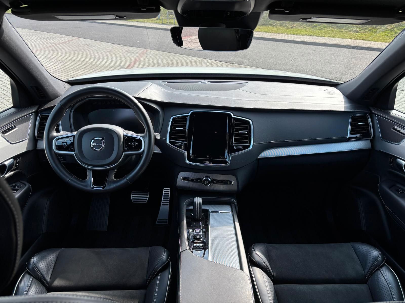 Volvo XC 90 R Design AWD Leder Navi LED Kamera foto 3