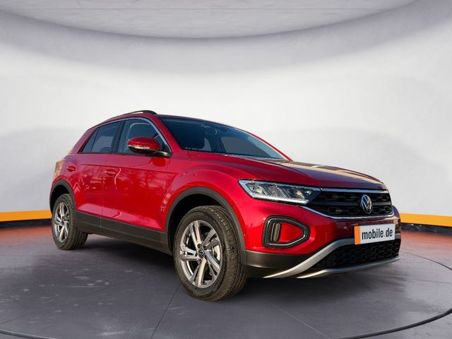 Volkswagen T-Roc 1.5 TSI DSG Life LED ParkAssist Sitzh. DAB