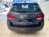 Chevrolet Cruze 1,7 CDTI Station Wagon LT+/Klimaautomatik - Chevrolet mit Diesel-Antrieb: Kombi, Schaltgetriebe
