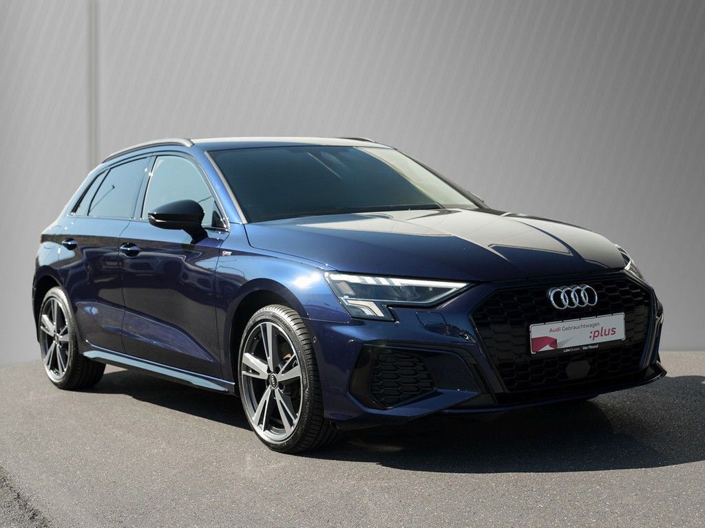 Audi A3 Sportback 40 TFSI e S line AHK Business LED imagem 3