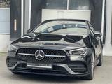 Mercedes-Benz CLA 200 Coupe AMG Night LED MBUX Pano Ambiente - Mercedes-Benz CLA 200: Coupe