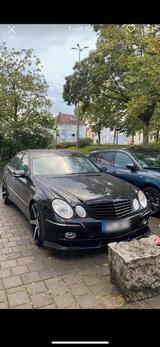 Mercedes-Benz Mercedes E300 Avangarde Edition - gebrauchte Mercedes-Benz E 300 aus dem Jahr 2009