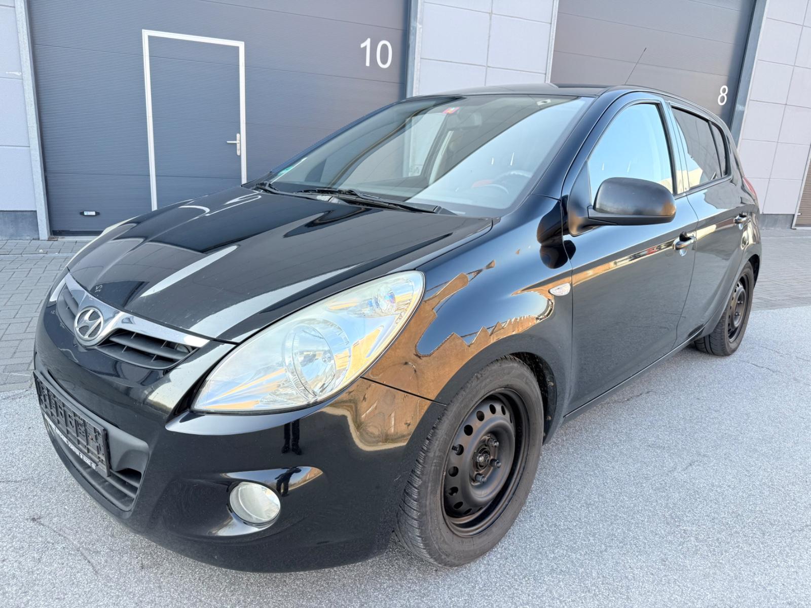 Hyundai i20 Style /HU/AU NEU /INSPEK NEU /KLIMA