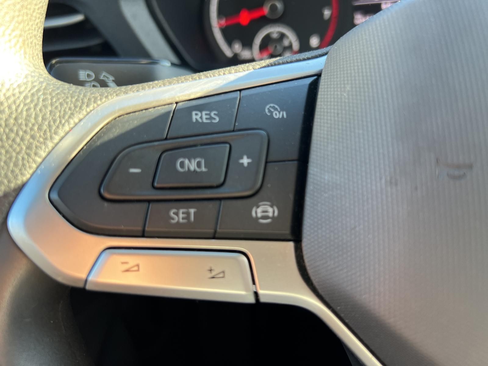 Caddy Life 1.5 TSI NAVI  Winter-Paket PDC v+h