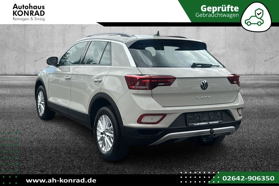 Fahrzeugabbildung Volkswagen T-Roc Life 1.5 TSI*AHK*NAVI*WINTERP*PDC*ASSISTS*
