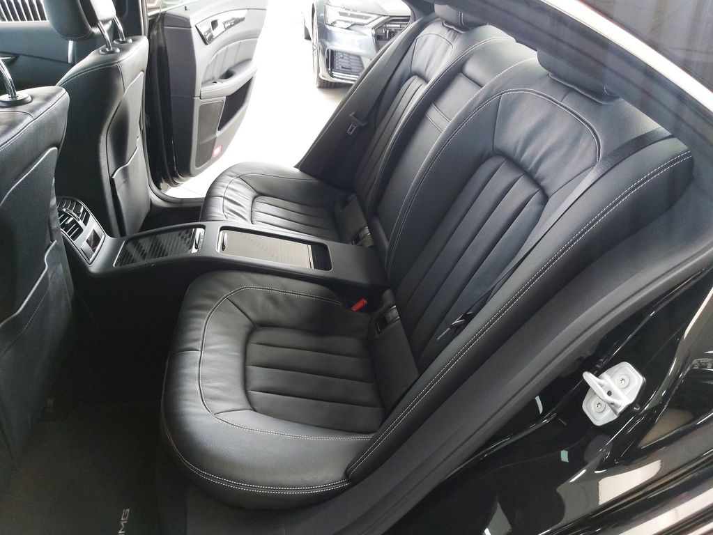 Mercedes-Benz CLS 500 Coupe AMG MEMORY TOTW LEDER AIRM DISTR