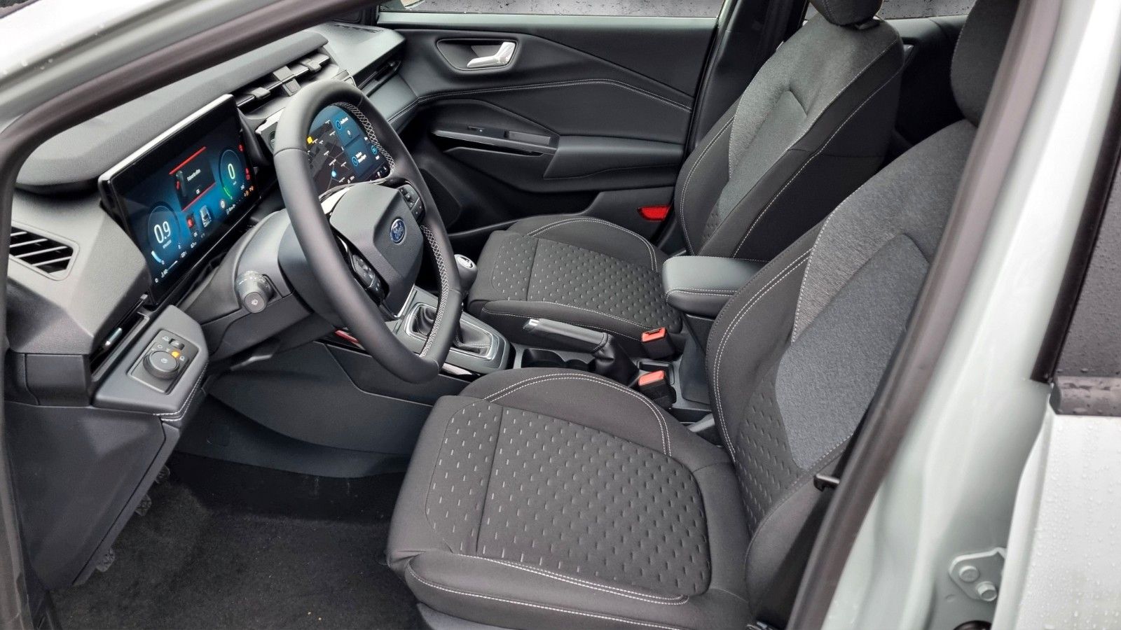 Fahrzeugabbildung Ford Puma Titanium