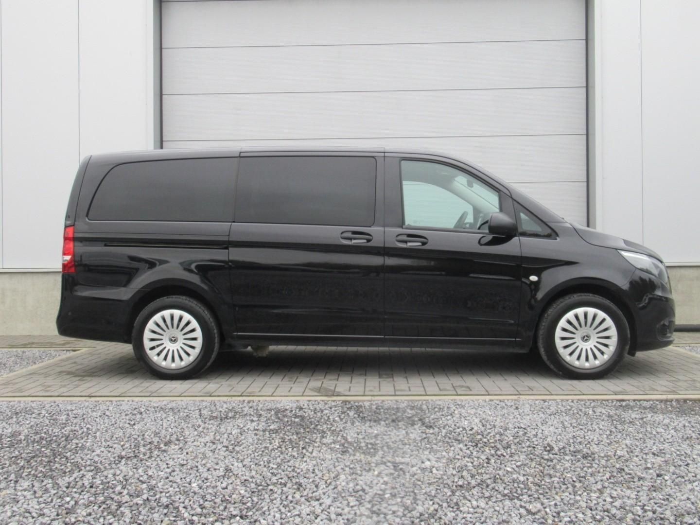 Mercedes-Benz Vito Tourer 116 CDi Aut. / 9 pl. / € 29.999 nett imagem 2