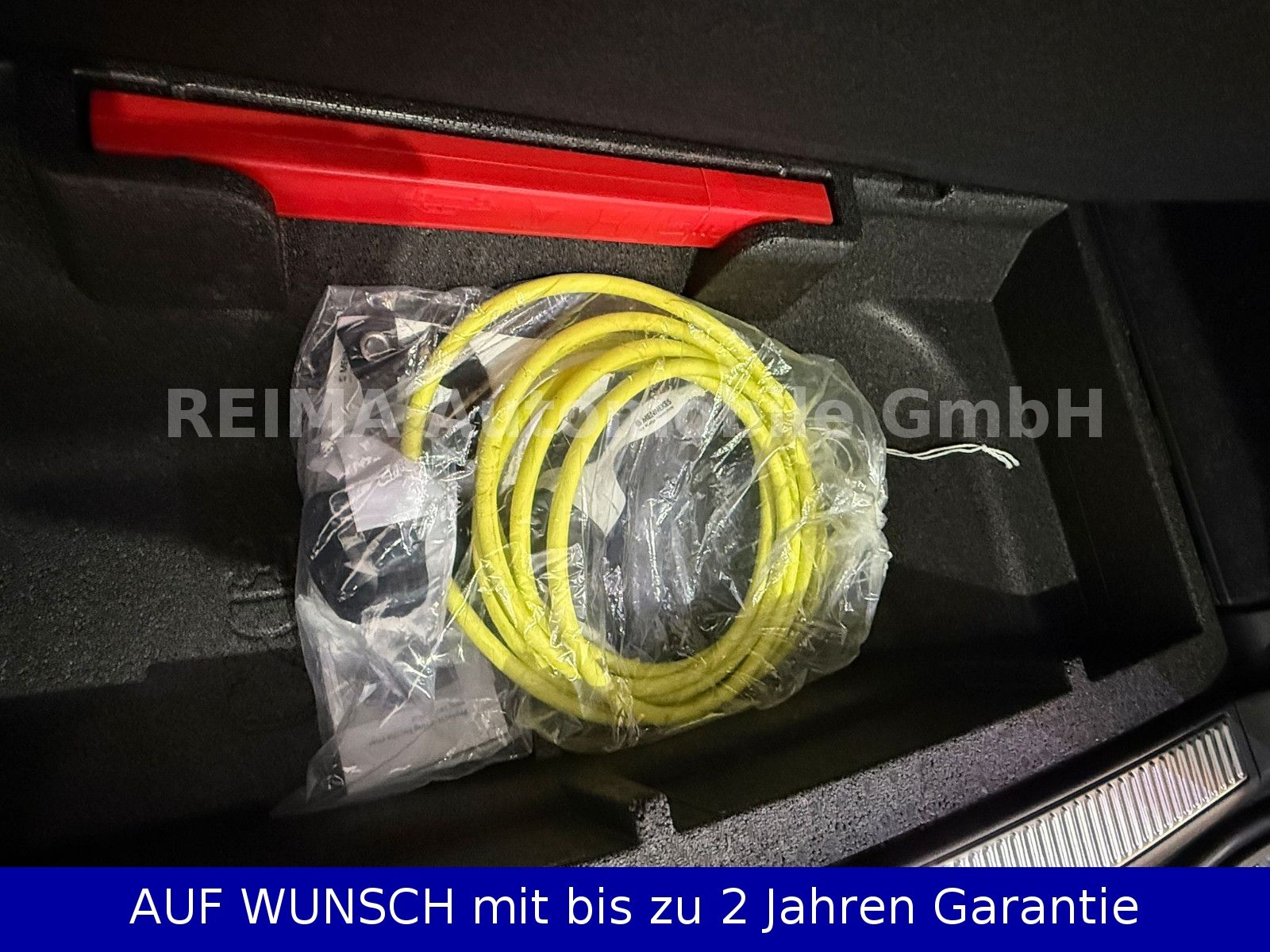 Fahrzeugabbildung SKODA Superb Combi L&K iV Hybrid, Matrix,SOH 94,1 %