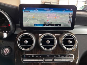 MYAUTOCENTER – Gebraucht- und Jahreswagen mit Werkstattservice in Pfaffenhofen Mercedes-Benz GLC 300 d 4Matic Aut.*NAVI*LED*1.HAND*19%*KAMERA