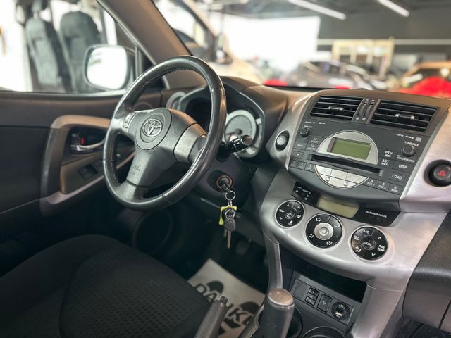 Toyota RAV 4 Team *4×4*Benzin*All Terrain*