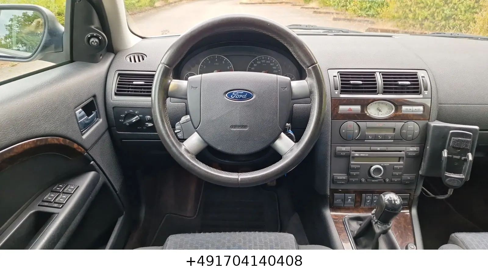 Ford Mondeo 2004 — photo 17