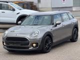 MINI One D Clubman Euro6, Klimaaut., Navi, Kamera - MINI ONE mit Diesel-Antrieb: Limousine