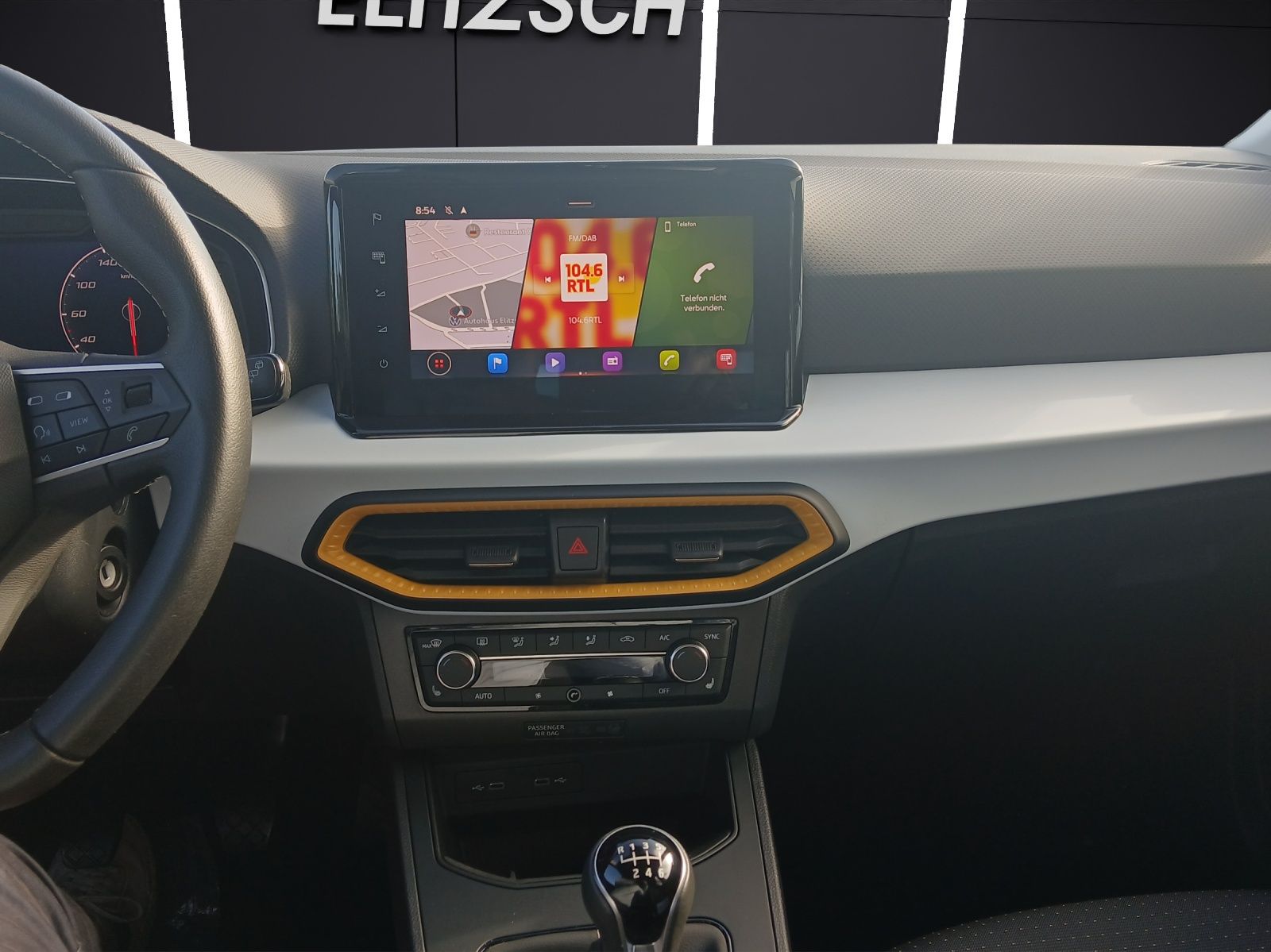 Fahrzeugabbildung SEAT Ibiza TSI Style LED Navi Climatronic AID GRA RFK