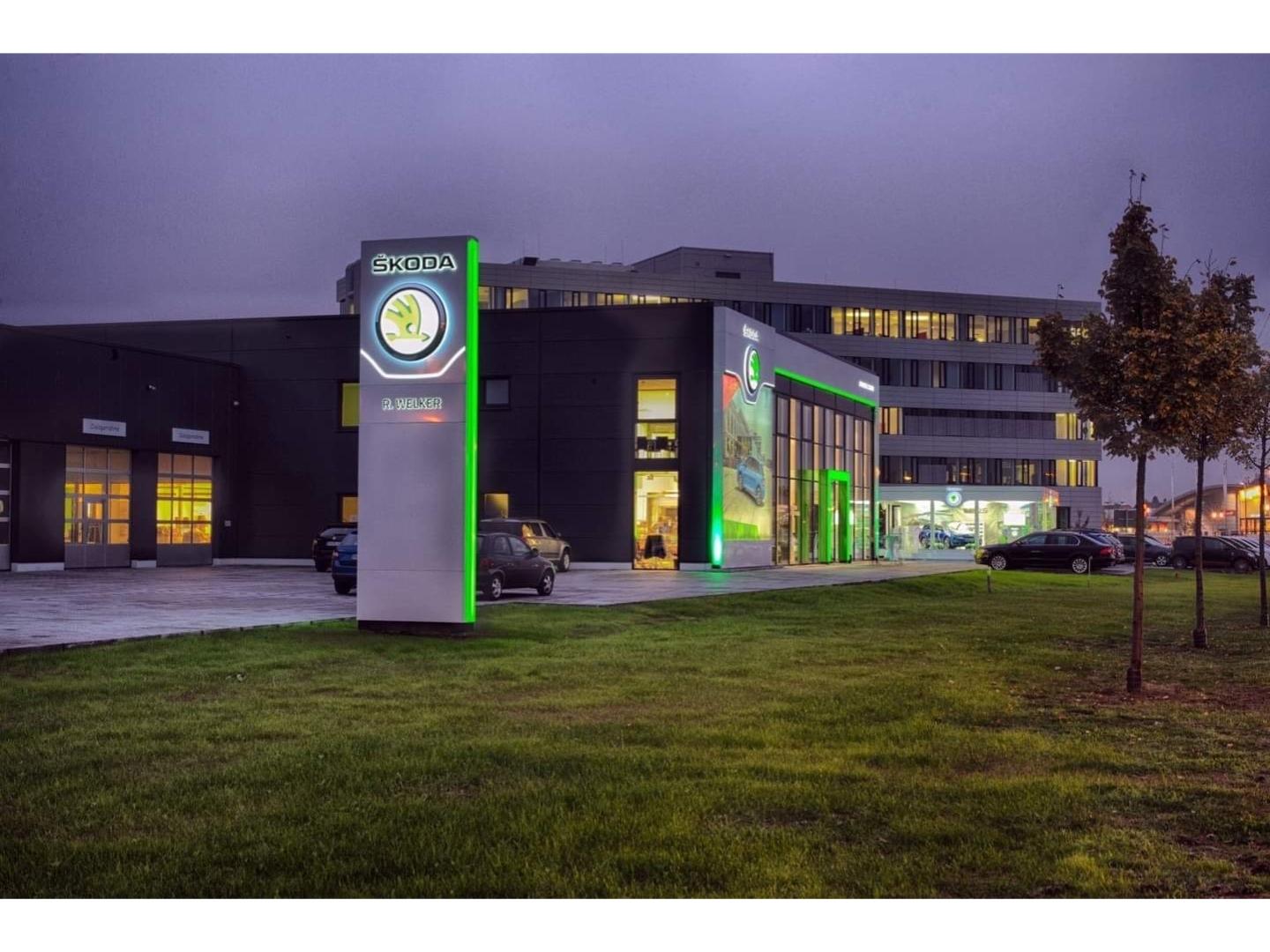 Skoda Fabia Ambition 1.0 TSI''Lane Assist''Infotainmen