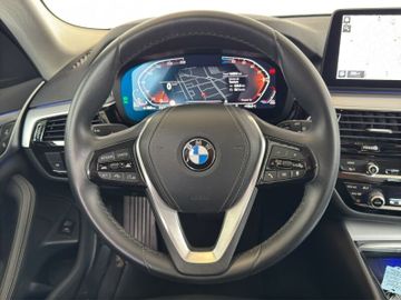 BMW 520 - 6