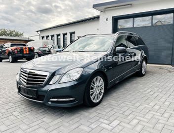 Mercedes E 200 - 1