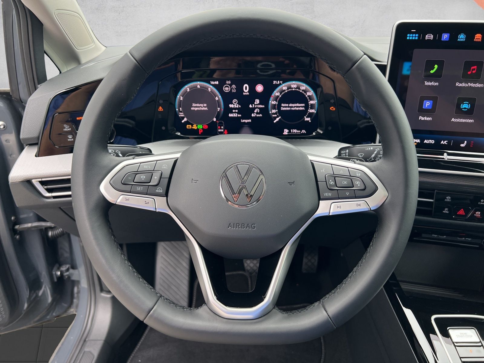 Golf VIII Style 1.5 eTSI DSG AHK*Navi*LED*Pano