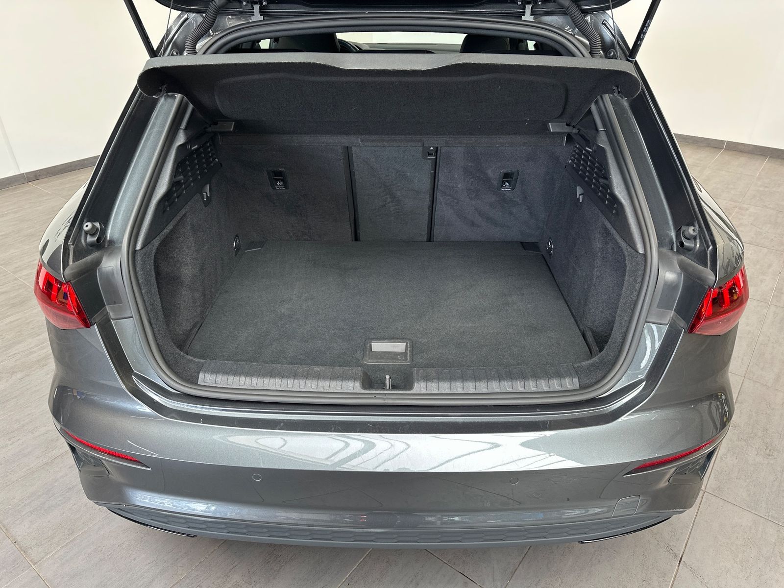 Audi A3 SpB 35 TFSI S-Line NAV+MATRIX+ACC+SHZ foto 8