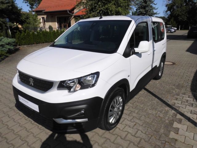 Image of Peugeot Rifter