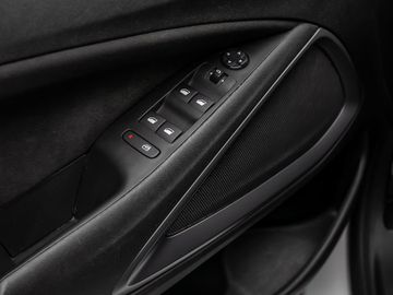 Opel Crossland 1.2 Enjoy Verkehrsschilder-Assistent