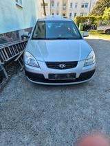 Kia Verkaufe Kia Rio - Kia Rio aus 2006