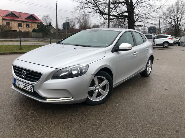 Volvo V40 D2 Powershift Kinetic