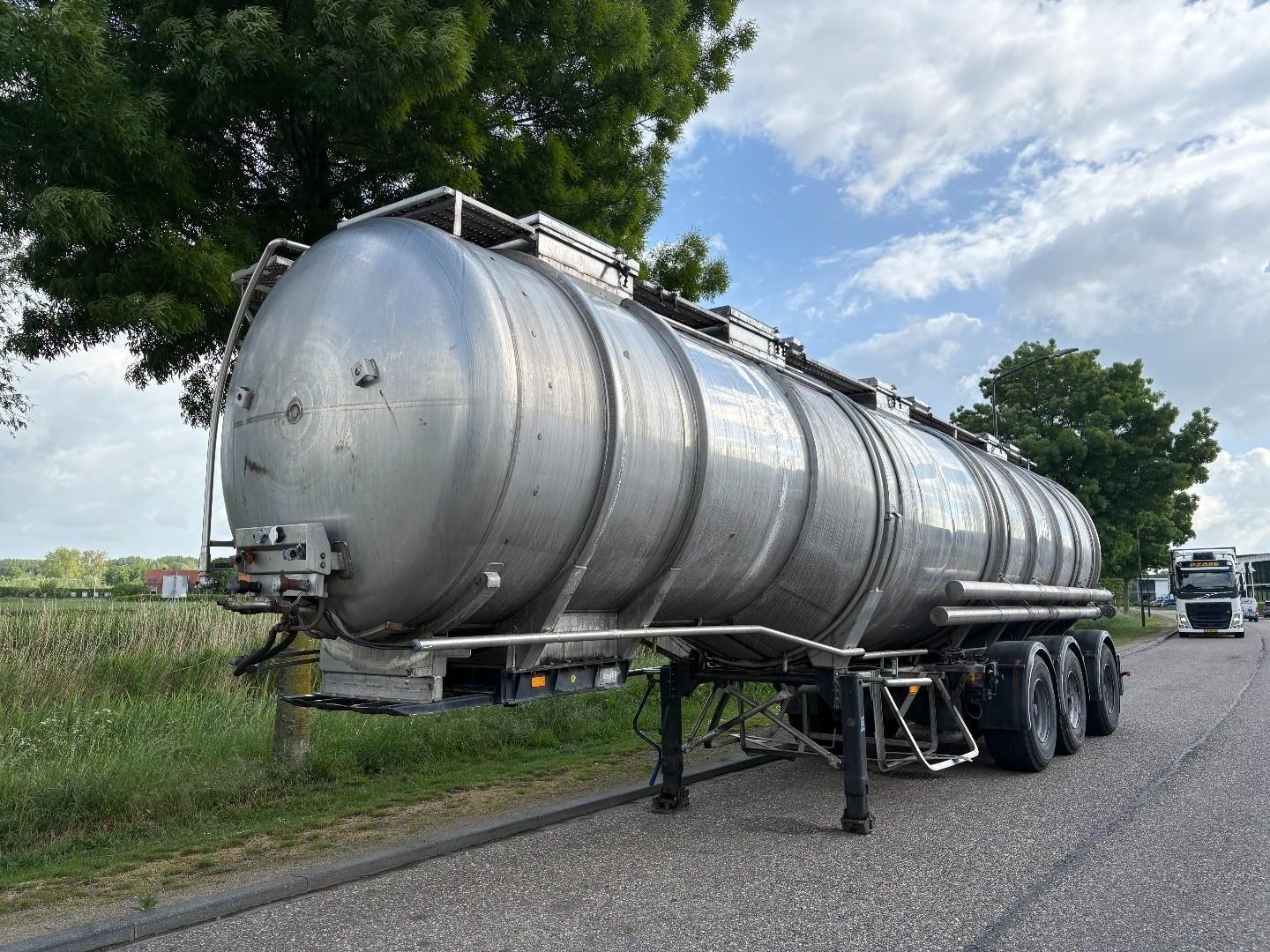 Andere Burg BPO 16-28 Z 40.000 L / 3 Compartments / BPW