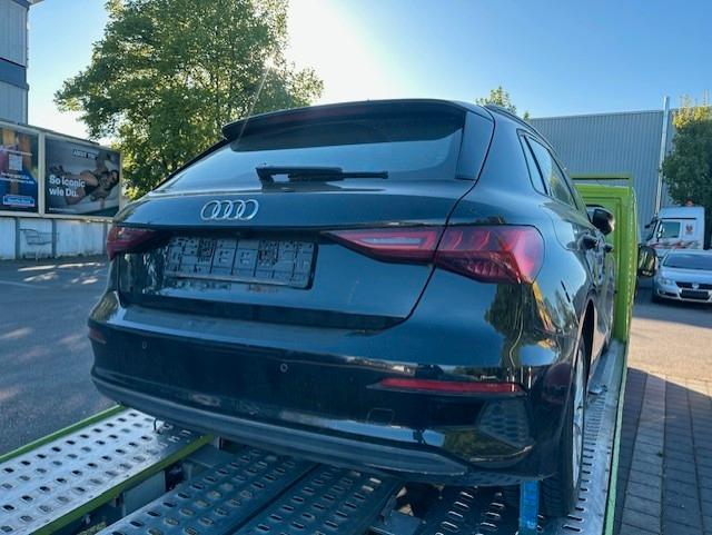 Audi A3 Sportback 40 TFSI e basis